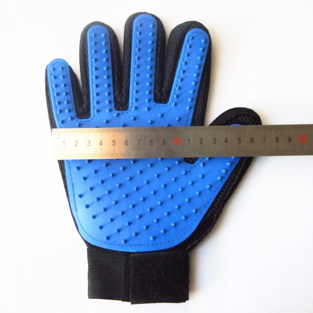 2 Deshedding Grooming Gloves