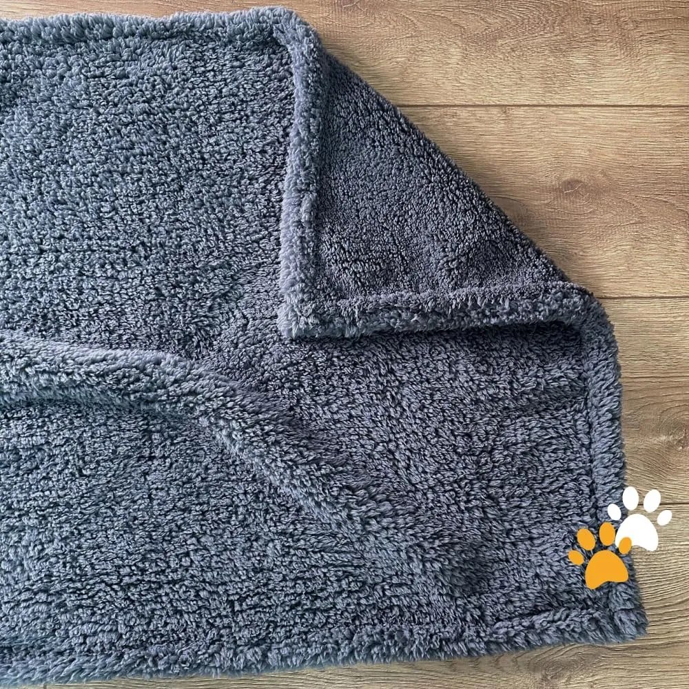 Dog Blankets Cat Blankets for Pets Puppy Washable Extra Soft Indoor Fleece Double Side Using Thick Fluffy Keep Warm Throw Bed Fabric 300 GSM Couch Protection (Grey, 24" x 32")