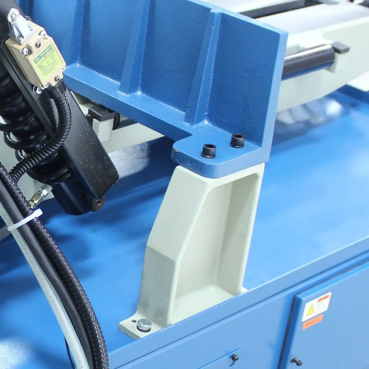 Semi-Automatic Band Saw BS-330SA